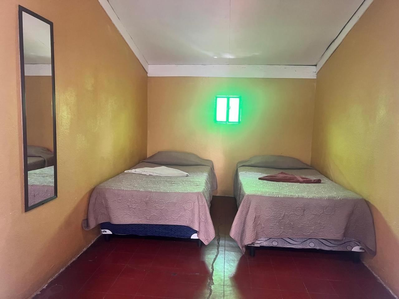 Hotel Alma Maya 危地马拉安地瓜 外观 照片