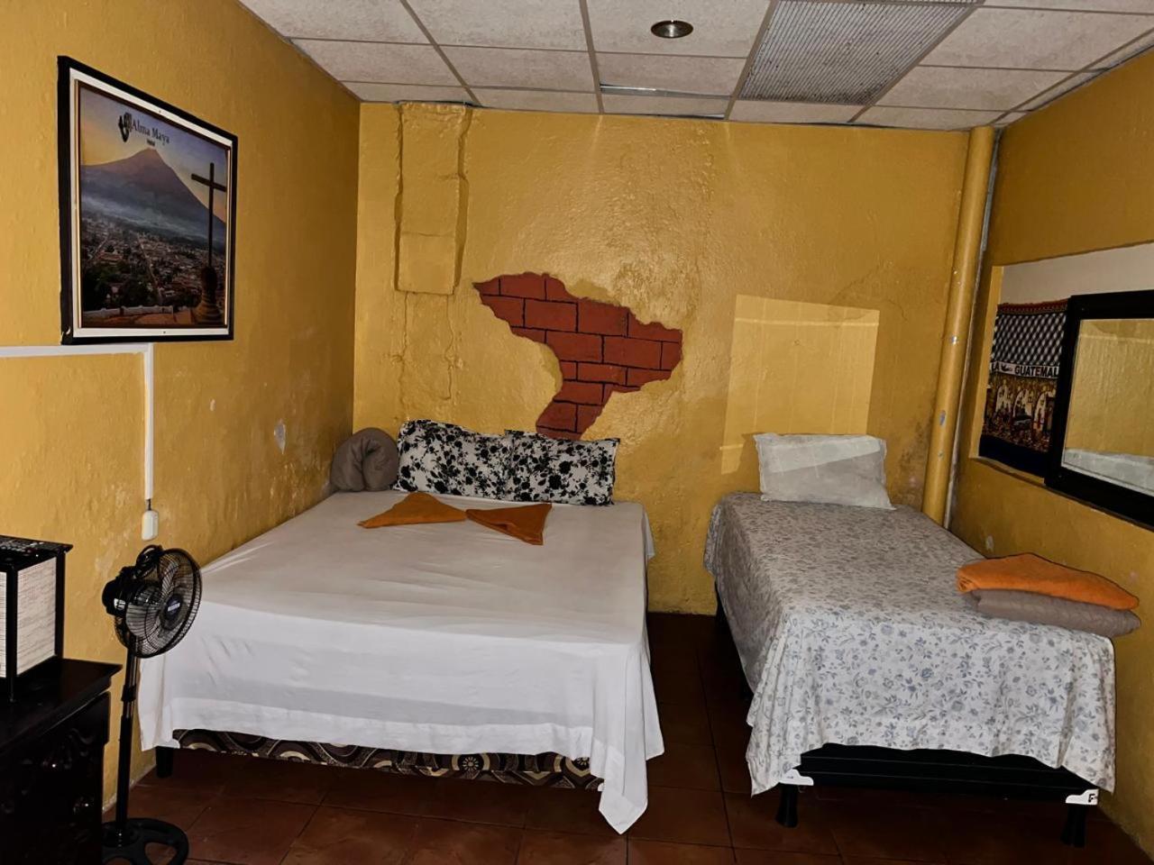 Hotel Alma Maya 危地马拉安地瓜 外观 照片