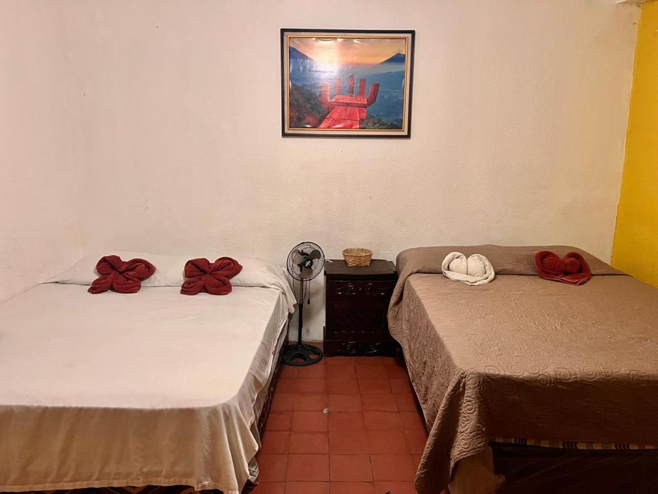 Hotel Alma Maya 危地马拉安地瓜 外观 照片