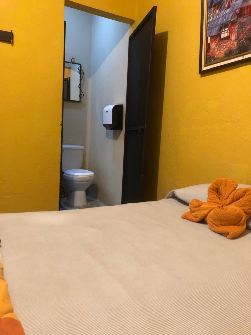 Hotel Alma Maya 危地马拉安地瓜 外观 照片